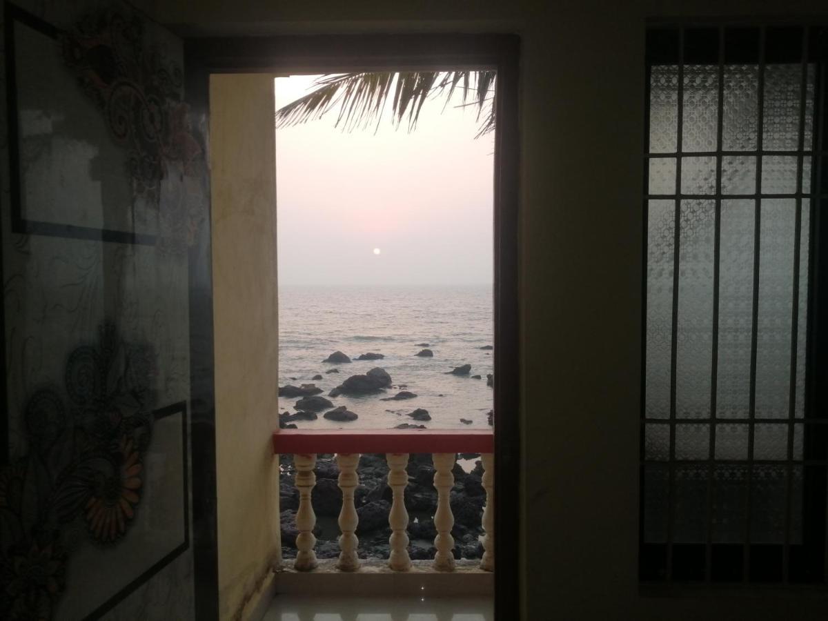 Shree Sai Cottage Sea View Арамбол Екстериор снимка